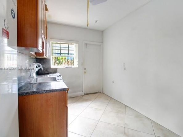 2655 SW 34th Ct, Miami FL 33133