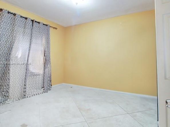 2655 SW 34th Ct, Miami FL 33133