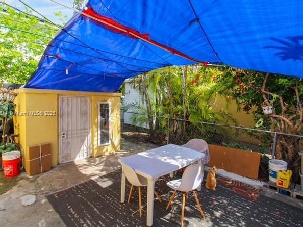 2655 SW 34th Ct, Miami FL 33133