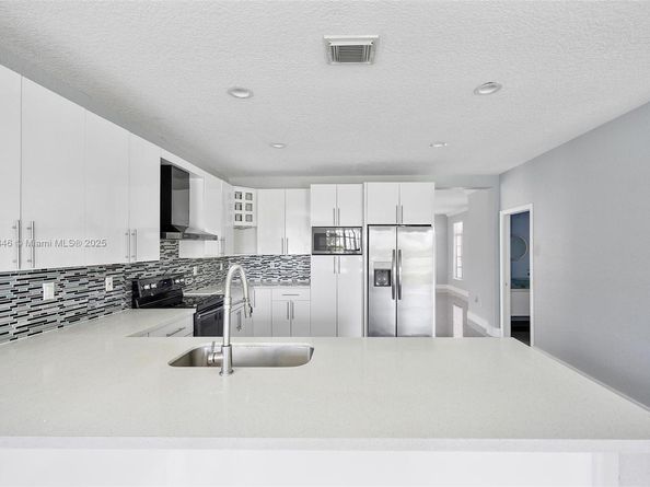 27681 SW 139th Pl, Homestead FL 33032