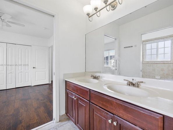 27681 SW 139th Pl, Homestead FL 33032