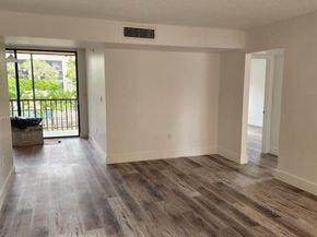 8420 SW 133rd Ave Rd 212, Miami FL 33183