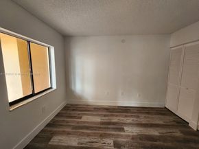 8420 SW 133rd Ave Rd 212, Miami FL 33183