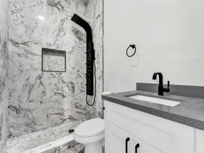 340 NW 139th St, North Miami FL 33168