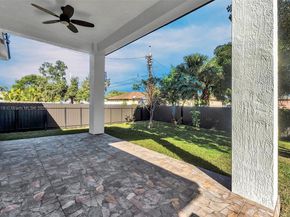 340 NW 139th St, North Miami FL 33168