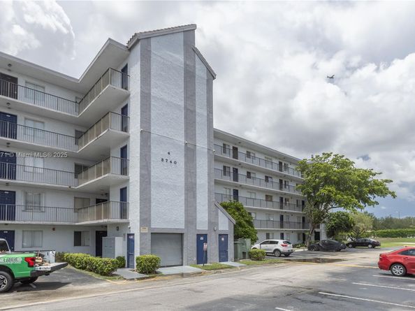 8740 N Sherman Cir 408, Miramar FL 33025