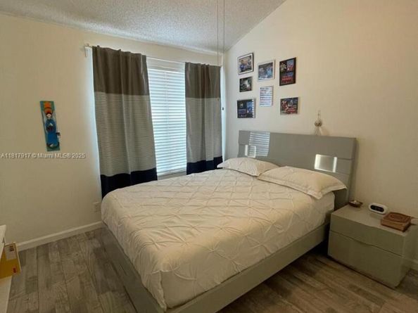 10803 Cypress Glen Dr 10803, Coral Springs FL 33071