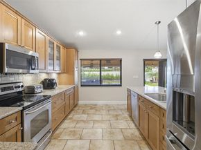 921 Monticello Ave, Davie FL 33325