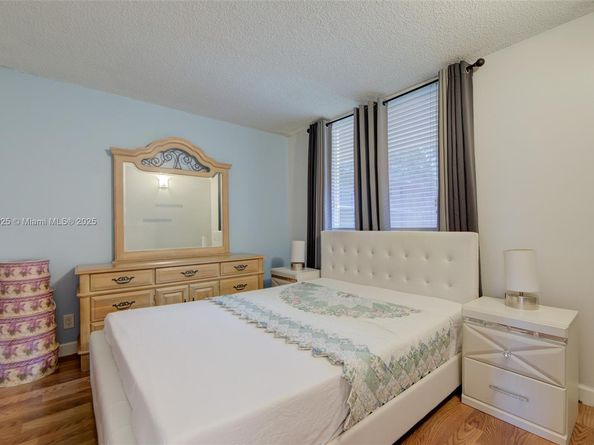 3149 Riverside Dr B202, Coral Springs FL 33065