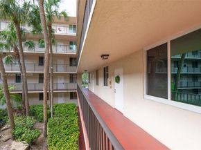 3149 Riverside Dr B202, Coral Springs FL 33065