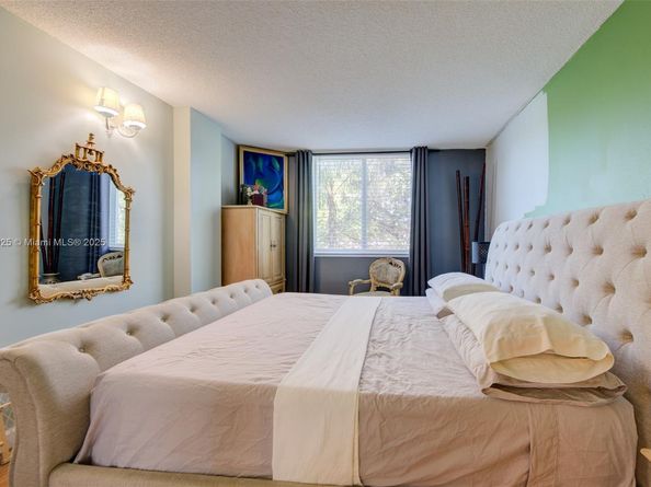 3149 Riverside Dr B202, Coral Springs FL 33065