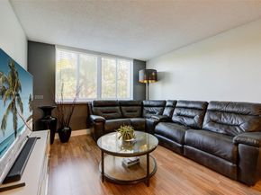 3149 Riverside Dr B202, Coral Springs FL 33065