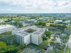 3149 Riverside Dr B202, Coral Springs FL 33065