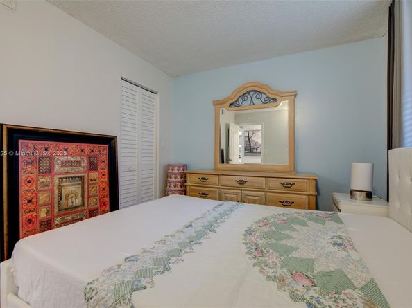 3149 Riverside Dr B202, Coral Springs FL 33065