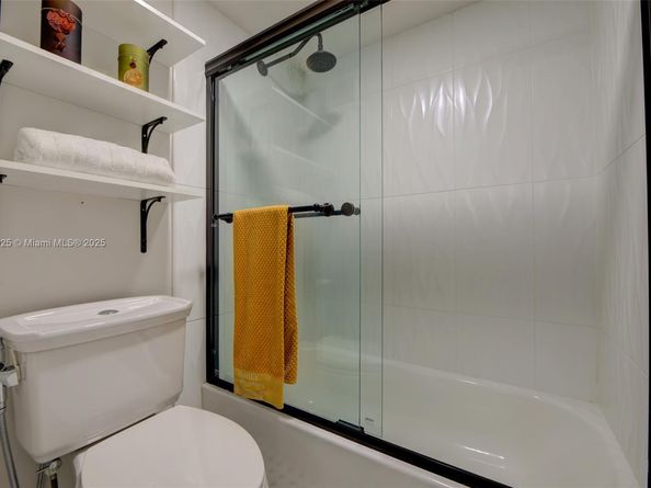 3149 Riverside Dr B202, Coral Springs FL 33065