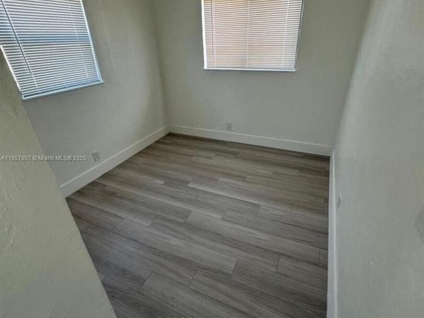 2005 Ali Baba Ave, Opa-Locka FL 33054
