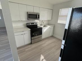 2005 Ali Baba Ave, Opa-Locka FL 33054