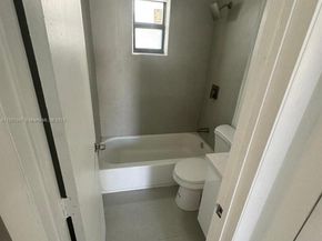 2005 Ali Baba Ave, Opa-Locka FL 33054