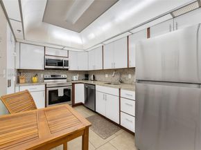 3801 S Ocean Dr 7V, Hollywood FL 33019