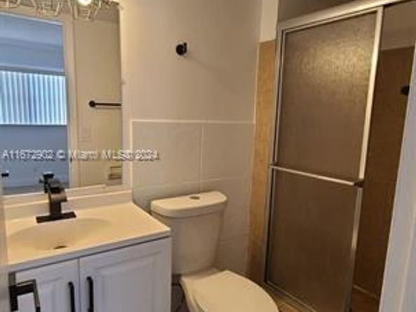 2008 Jackson St E8, Hollywood FL 33020