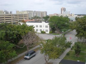 2008 Jackson St E8, Hollywood FL 33020