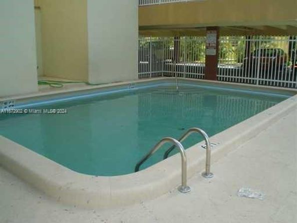 2008 Jackson St E8, Hollywood FL 33020