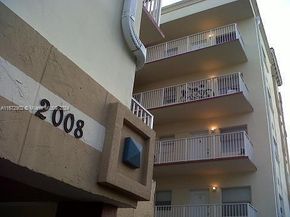 2008 Jackson St E8, Hollywood FL 33020