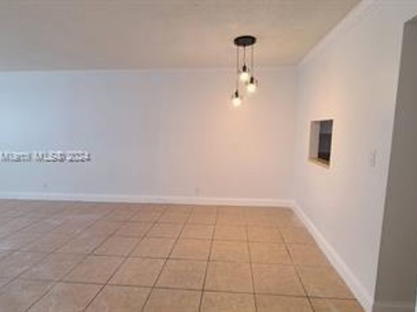 2008 Jackson St E8, Hollywood FL 33020