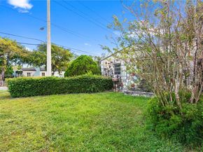 500 NW 46th St, Miami FL 33127