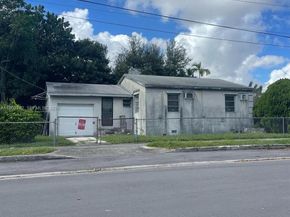 500 NW 46th St, Miami FL 33127