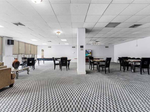 2150 Sans Souci Blvd B605, North Miami FL 33181