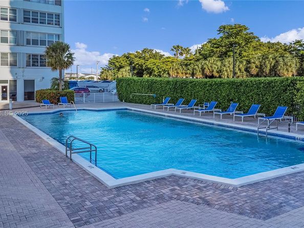 2150 Sans Souci Blvd B605, North Miami FL 33181