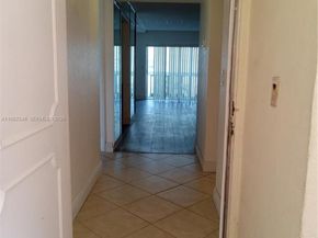 215 SE 3rd Ave 101A, Hallandale Beach FL 33009
