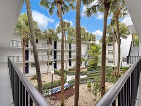 10825 SW 112th Ave 216, Miami FL 33176