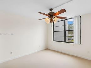 10825 SW 112th Ave 216, Miami FL 33176