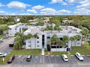 10825 SW 112th Ave 216, Miami FL 33176