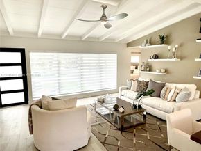 2424 Tortugas Ln, Fort Lauderdale FL 33312