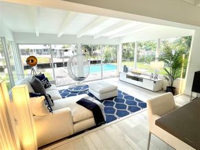 2424 Tortugas Ln, Fort Lauderdale FL 33312