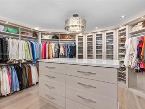 2965 NE Surrey Ln, Weston FL 33331