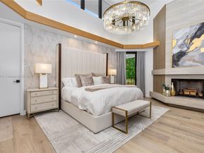 2965 NE Surrey Ln, Weston FL 33331