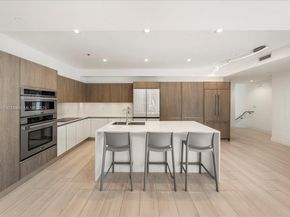 455 NE 39th St 302, Miami FL 33137