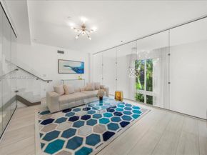 455 NE 39th St 302, Miami FL 33137