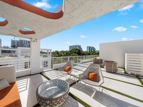 455 NE 39th St 302, Miami FL 33137