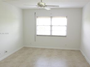 901 SW 128th Ter 103A, Pembroke Pines FL 33027