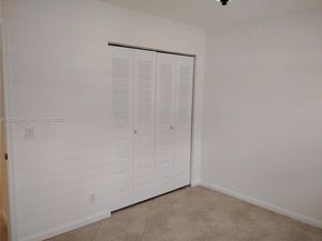 901 SW 128th Ter 103A, Pembroke Pines FL 33027