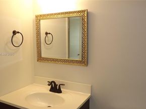 901 SW 128th Ter 103A, Pembroke Pines FL 33027