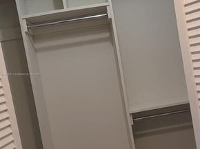 873 NE 195th St 307, Miami FL 33179