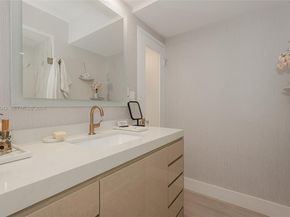 1000 West Ave 825, Miami Beach FL 33139