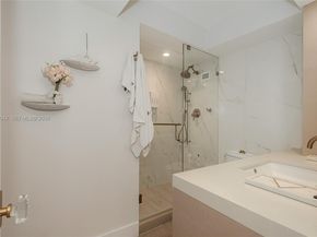 1000 West Ave 825, Miami Beach FL 33139