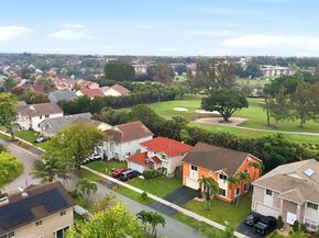 1421 SW 97th Ave, Pembroke Pines FL 33025